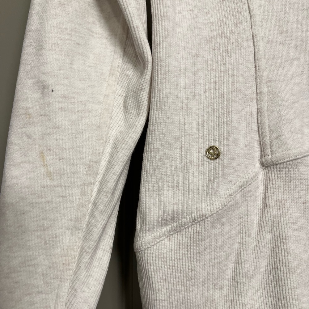 Lululemon Radiant Jacket Heathered Oatmeal - Size 6 - Picture 10 of 12